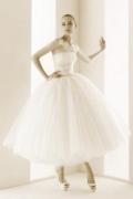 Choix pour deuxième robes de mariée- un modèle court parfait